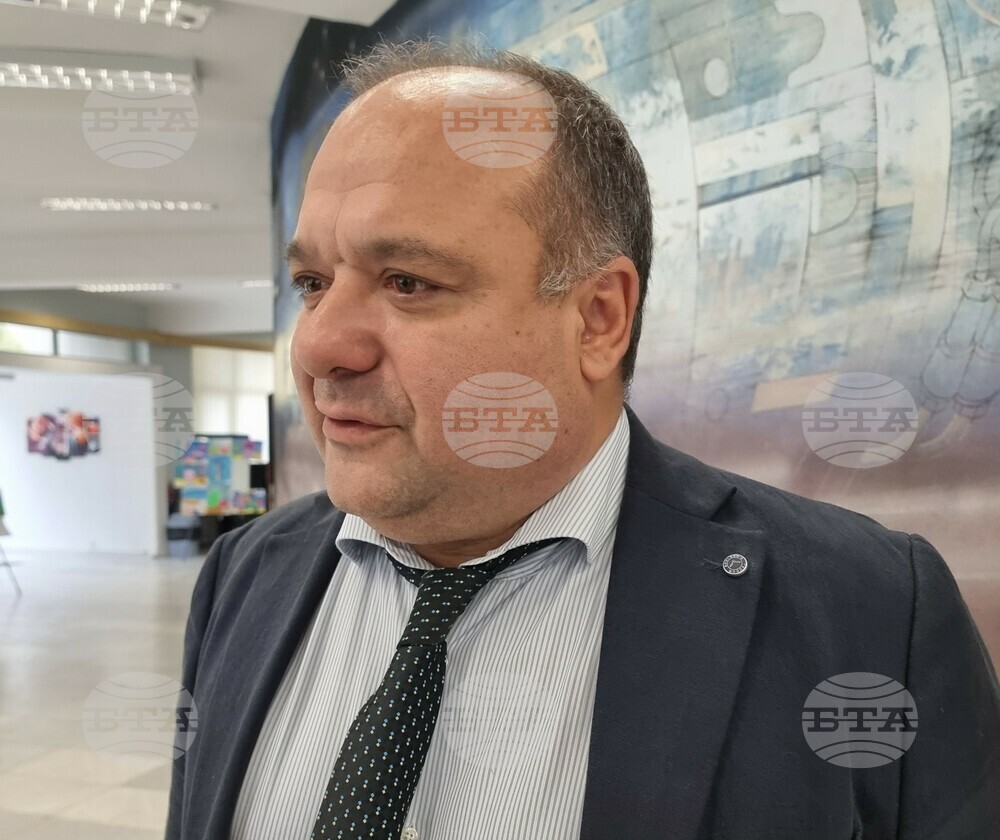 Увеличението на заплатите в структурите към МОСВ е напълно възможно, каза министър Петър Димитров