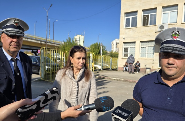По три направления започва акция "Зима" на "Пътна полиция", съобщиха на брифинг във Враца представители на МВР