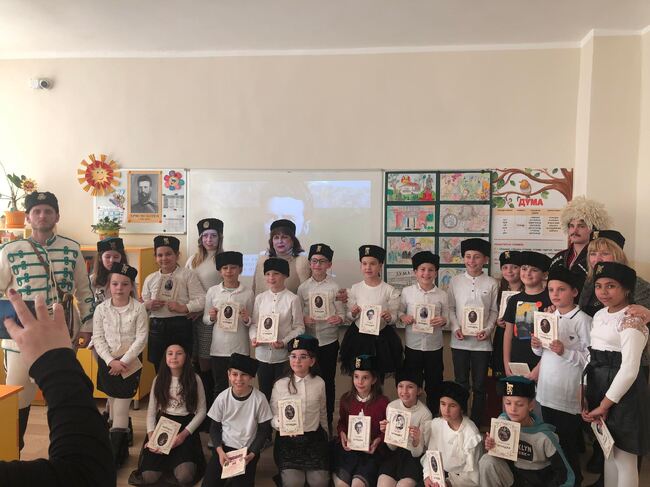 Екипът на Регионален исторически музей - Благоевград, воден от д-р Кирил Алексиев, взе участие в открит урок, посветен на Христо Ботев