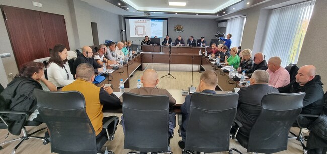 Общинските съветници в Нови пазар ще гласуват промени в наредби и правилници във връзка с въвеждане на еврото у нас