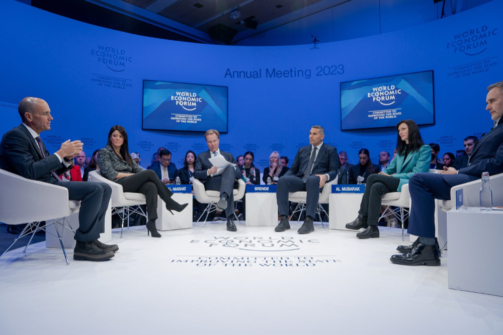 Мария Габриел в Давос: Иновациите и образованието са в основата на устойчивото развитие