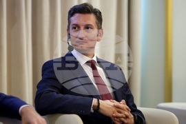 Конференция - "Бизнесът и регионите - Хората, най-ценният капитал" - втори панел