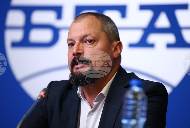 Най-сигурното място в Лос Анджелис за българските съкровища в момента е музеят "Вила Гети“, каза пред БТА доц. Христо Попов от НАИМ-БАН