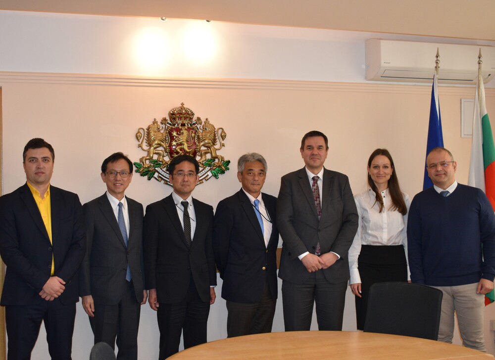 Министерство на икономиката и индустрията: Японско-български център за научно-развойна дейност в България ще разработва нови млечни продукти 