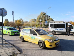 Пловдив - таксиметрови шофьори - протест