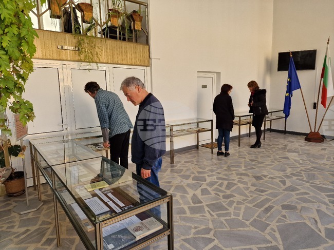 Разград - изложба - народни будители