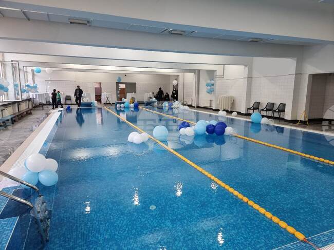 Кюстендил - закрит плувен басейн - минерална вода