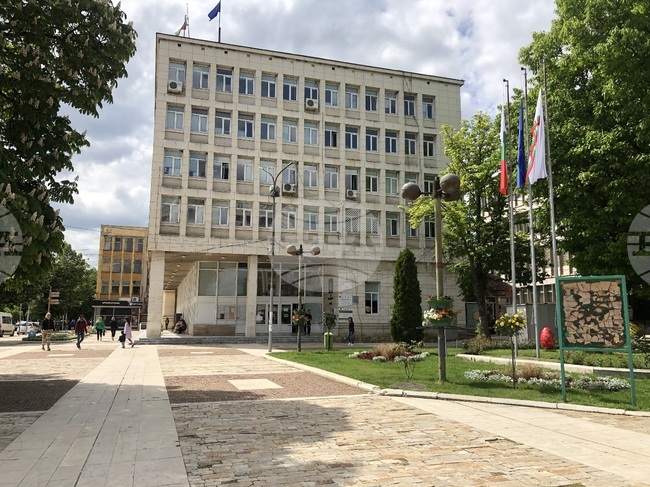 Общинският съвет в Мездра вече има Етичен кодекс и Комисия по етика