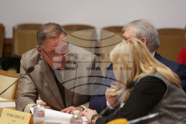 Парламент - Комисия по земеделието, храните и горите