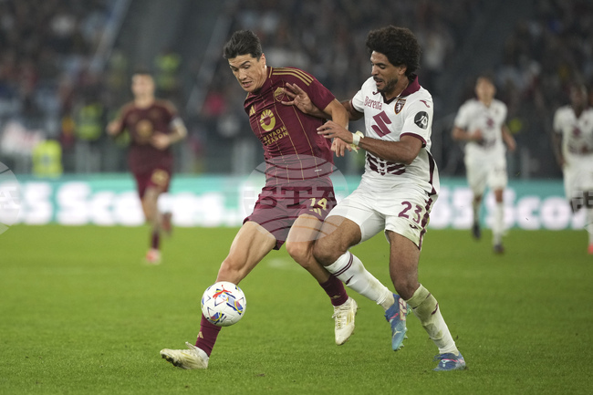 Съперникът на Черно море в Лигата на конференциите преговоря с нападател от Рома