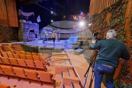 Румъния - театър - “Ничия земя”