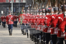 Ден на народните будители - церемония по издигане на националния флаг
