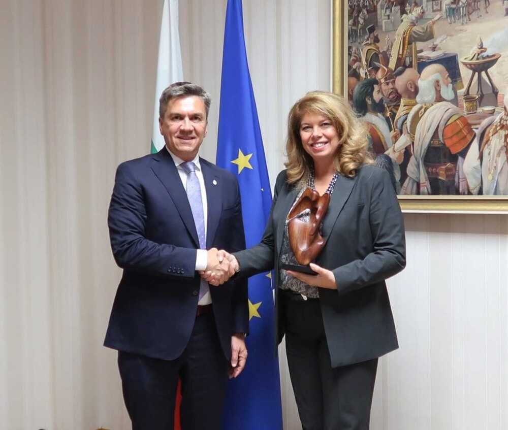 Vice President Iotova Meets Argentina's Chaco Province Governor Zdero