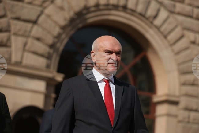 PM Glavchev to Symbolically Raise Barrier at Kulata Checkpoint on Border with Greece 