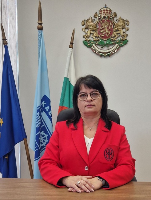 Община Каварна: Поздравление на Елена Балтаджиева кмет на община Каварна по повод Деня на народните будители