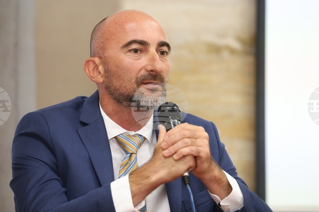 Умението за учене ще бъде най-търсено в дигиталния и зелен преход, заяви Цветан Спасов от МТСП 