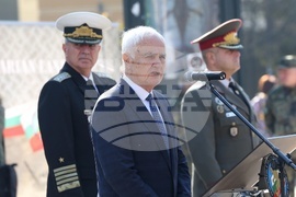 Народен театър „Иван Вазов” - „Сухопътни войски - ние сме там, където има нужда от нас” - фотоизложба