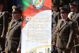 Народен театър „Иван Вазов” - „Сухопътни войски - ние сме там, където има нужда от нас” - фотоизложба