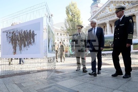 Народен театър „Иван Вазов” - „Сухопътни войски - ние сме там, където има нужда от нас” - фотоизложба
