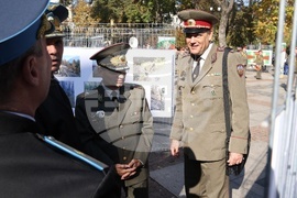 Народен театър „Иван Вазов” - „Сухопътни войски - ние сме там, където има нужда от нас” - фотоизложба