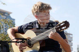 "Моста на влюбените" - изложба - "Фантастични умове"