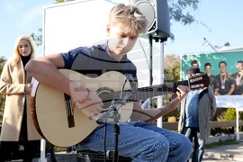 "Моста на влюбените" - изложба - "Фантастични умове"