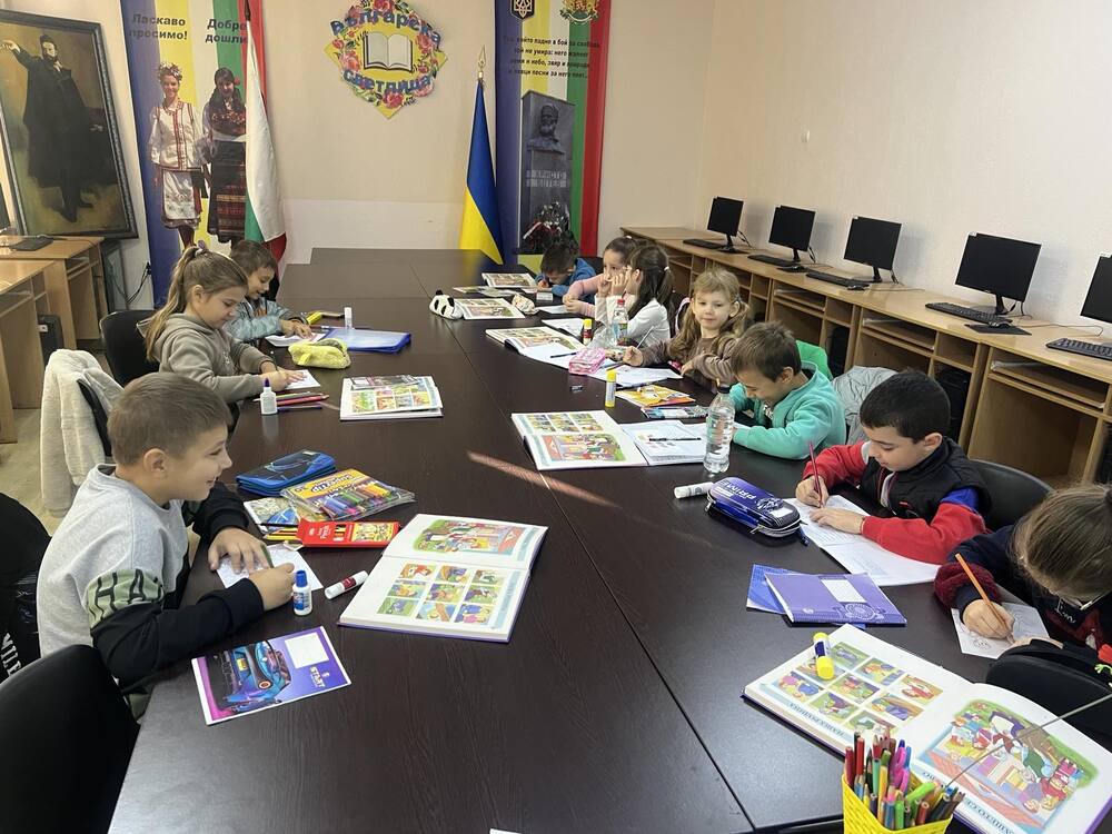 Възпитаници на училище „Българска светлица“ в Измаил, Украйна, учиха за събития от Руско-турската война