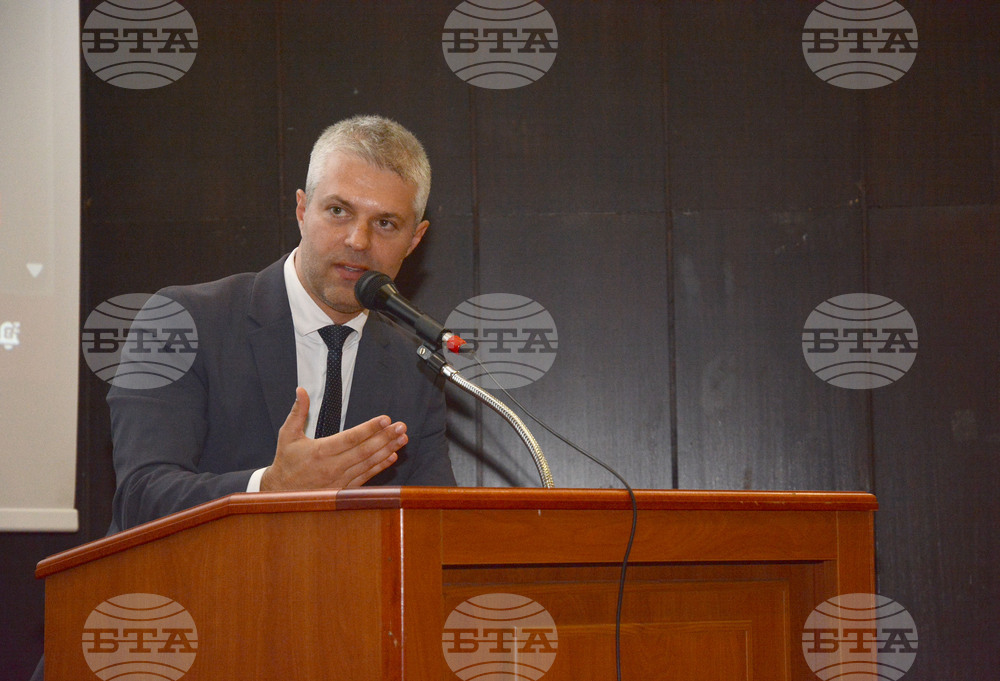 Кметът Благомир Коцев: Баракизацията във Варна трябва да спре