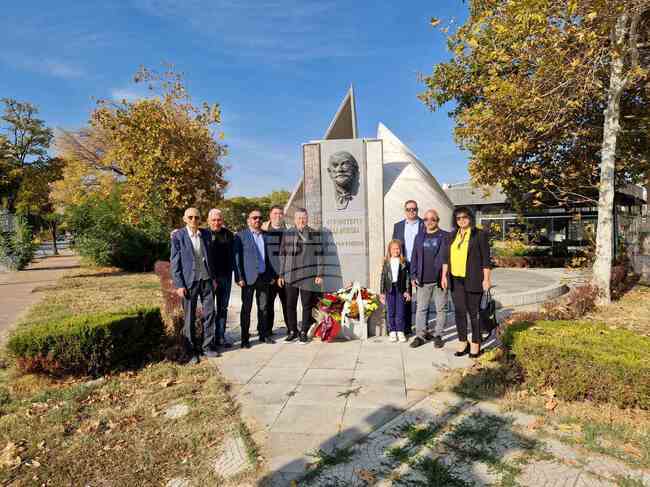За седма поредна година Сдружението на предприемачите в Пазарджик отдаде почит и признателност към делото на будителите