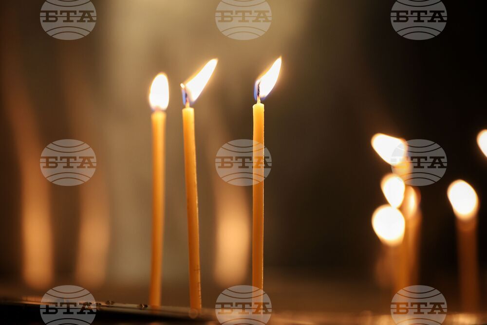 Бургас - храм "Св. св. Кирил и Методий" - панихида