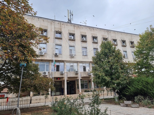 Областният управител на Монтана върна решение на Общинския съвет във Вълчедръм, с което се отказва референдум за изграждането на ветрогенераторен парк