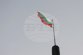 Силен вятър