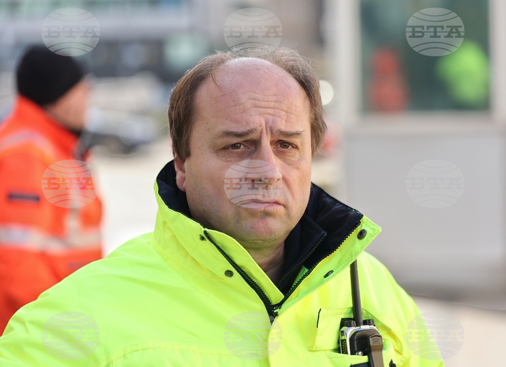 Силен вятър