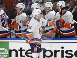 Islanders Sabres Hockey