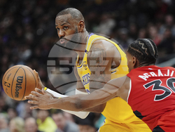 Lakers Raptors Basketball