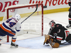 Islanders Sabres Hockey
