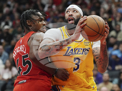 Lakers Raptors Basketball
