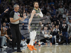 Nuggets Timberwolves Basketball