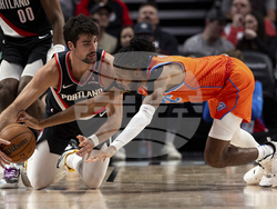 Thunders Trail Blazers Basketball