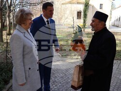 Община Хасково: Почетният гражданин на Хасково отец Антоний Енев днес навършва 95 години