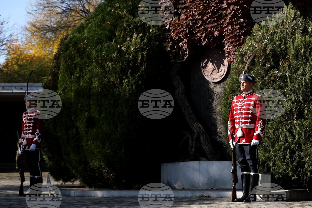 С военен ритуал ще бъде отдадена почит пред паметта на загиналите военнослужещи