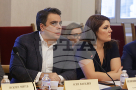 Парламент - Комисия по бюджет и финанси