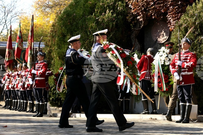 Memorial Services Held across Bulgaria on All Souls' Day to Honour Fallen Soldiers