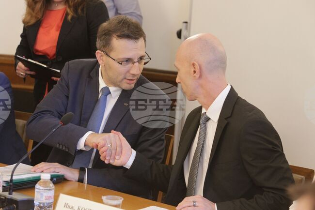 Парламент - комисии - съвместно заседание