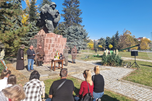 Общоградско поклонение ще има в Търговище на Войнишка задушница