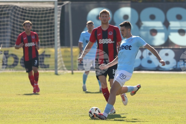 Чинонсо Офор и Станислав Иванов вкараха при победата на Арда над Ботев (Враца)