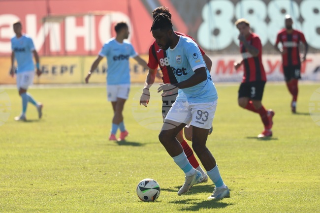 Арда Кърджали постигна категоричен успех срещу Локомотив София