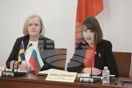 Парламент - Комисия по въпросите на Европейския съюз