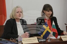 Парламент - Комисия по въпросите на Европейския съюз
