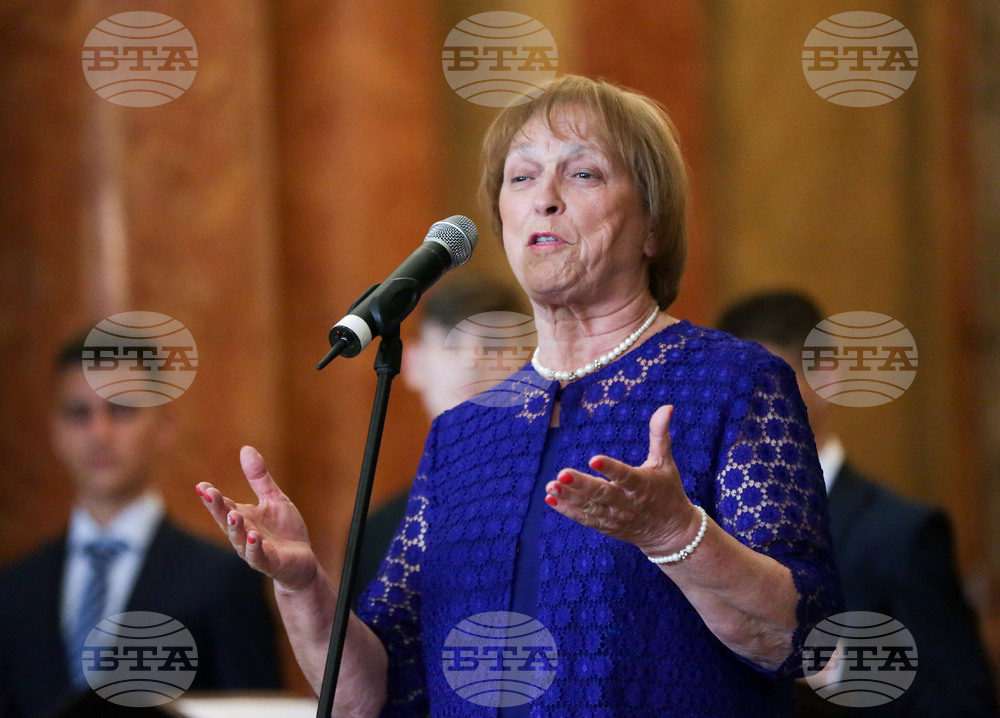 Poet Zaharieva at 80: All Poets' Mission Is to Change at Least a Bit One Person's Soul for the Better